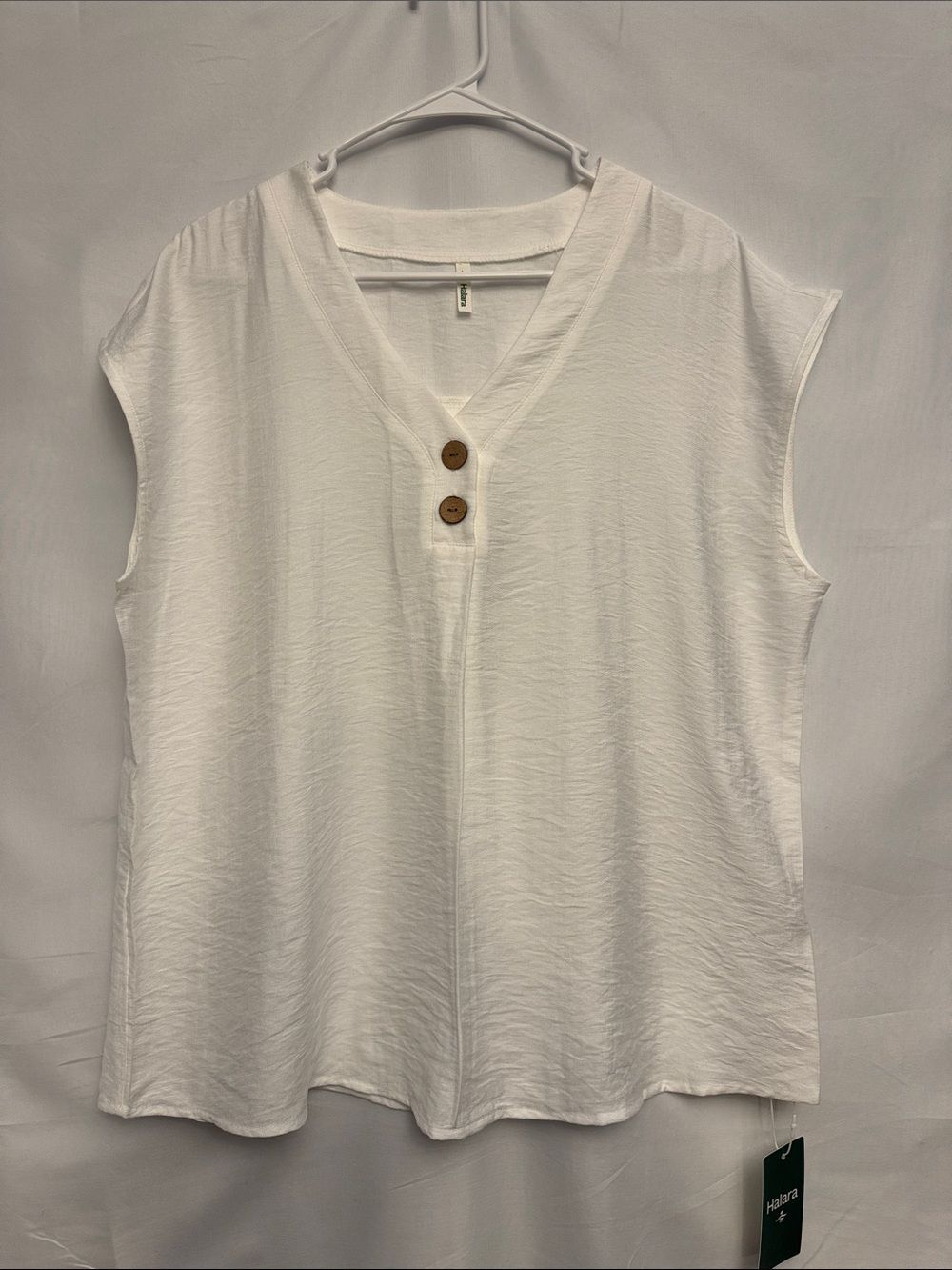 Halara Women’s V-Neck White Crop Top Summer Flowy Comfy size Large